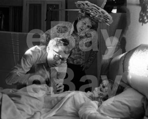 The Exorcist (1973) Linda Blair "Behind the Scenes" 10x8 Photo | eBay