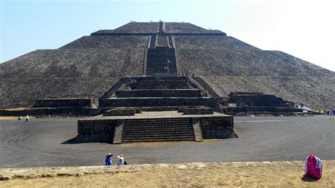 Perfect day to hike, Pyramid of the Sun - Teotihuacan, Mexico : r/travel