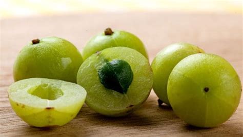 Amla For Skin: How To Use The Ayurvedic Superfood For a Beautiful and ...