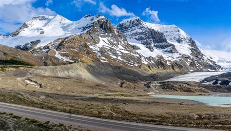 Columbia Icefield (Athabasca Glacier): 25 Tips BEFORE Visiting