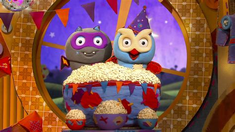 Hoot Hoot Go!: A Party For Giggle Fangs : ABC iview