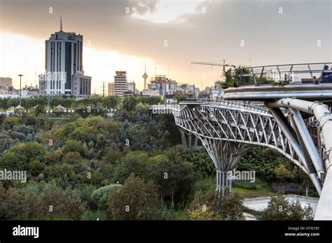 Tabiat Bridge Tehran Stock Photo - Alamy