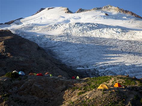 Mount Baker Intro to Mountaineering Course | Northwest Alpine Guides