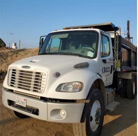 Used 2017 FREIGHTLINER M2 106 DUMP TRUCK for Sale in Bakersfield,