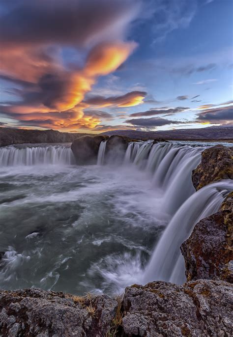 Godafoss Waterfall | JuzaPhoto