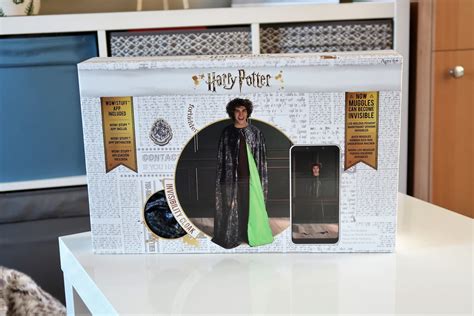 WOW! Stuff Harry Potter Invisibility Cloak Review - Mummy & Moose