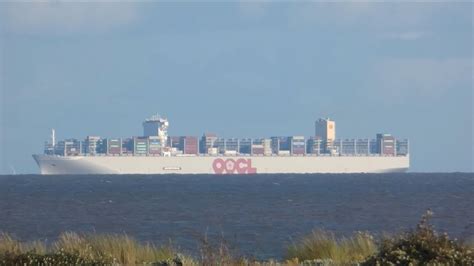 Unscheduled arrival of the maiden voyage OOCL Felixstowe at last light. 3rd October 2023 - YouTube