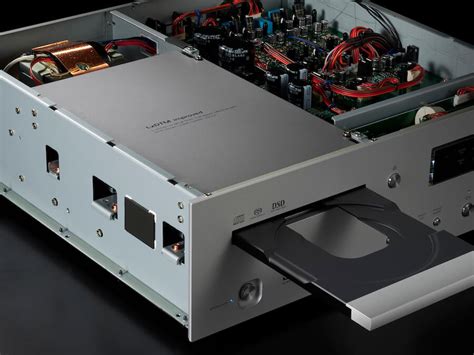 Luxman's D-07X CD Player Supports Hi-Res Streaming & SACDs - ecoustics.com