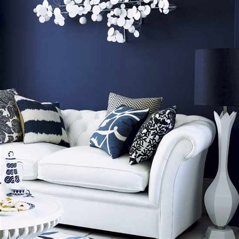 Shades of blue paint and where to use them - Murphy Brothers Decorators