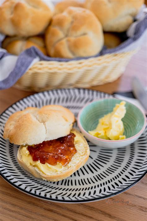 Austrian Style Bread Rolls - Kaiser Semmel - My Urban Treats