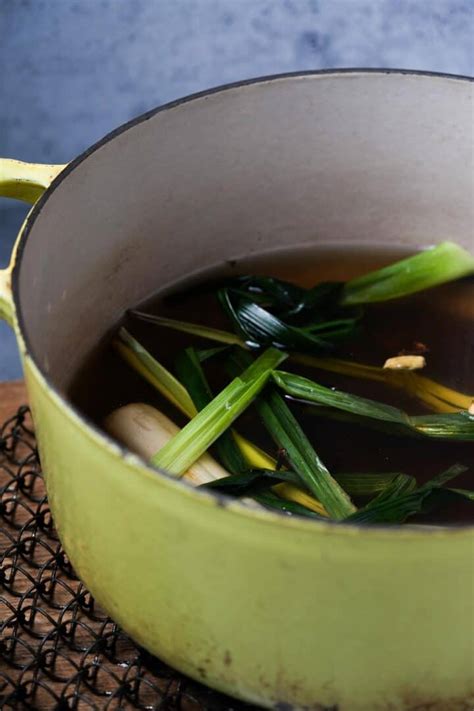 Bandrek Recipe (Sundanese Spiced Herbal Tea)