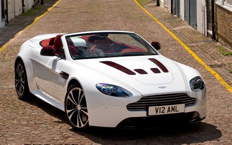 White Aston Martin V12 Vantage wallpaper - Car wallpapers - #49463