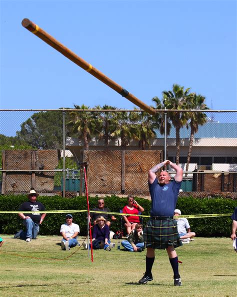 Caber Toss | Rennett Stowe | Flickr