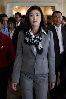 Chuichali: Yingluck Shinawatra Biography, Pictures