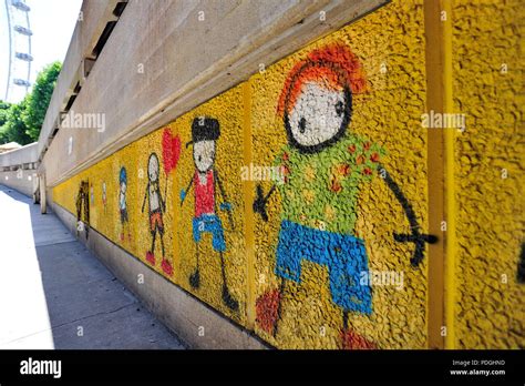 Wall Art, Southbank, London, England, UK Stock Photo - Alamy