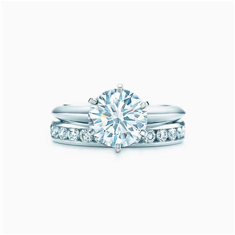 The Tiffany® Setting in platinum: world's most iconic engagement ring. | Tiffany & Co.