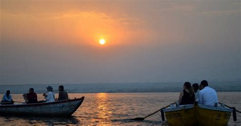 From Varanasi: Varanasi Ghat Tour at Dawn | GetYourGuide