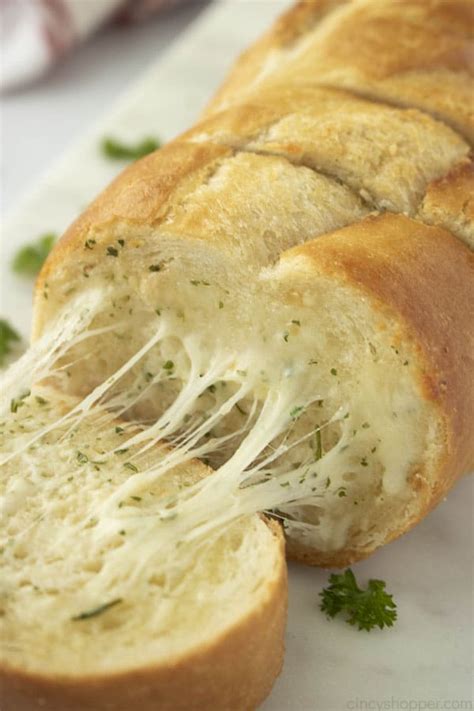 Cheesy Garlic Bread - The perfect side dish! - CincyShopper