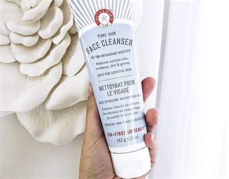 Review: First Aid Beauty Cleanser (#1 For Sensitive Skin?)