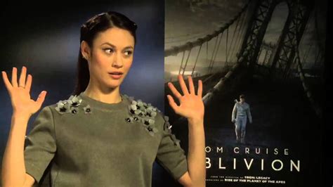 Oblivion -- Olga Kurylenko Interview | Empire Magazine - YouTube