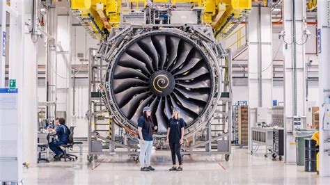 A look at Rolls Royce's airplane engine production line (photos) | CNN Travel