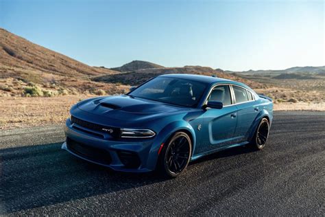 Dodge Unveils 707-HP Widebody Hellcat & 485-HP Scat Pack for 2020 Charger