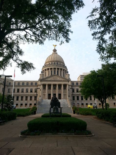 Mississippi State Capitol | Mississippi state, Mississippi, Domed building