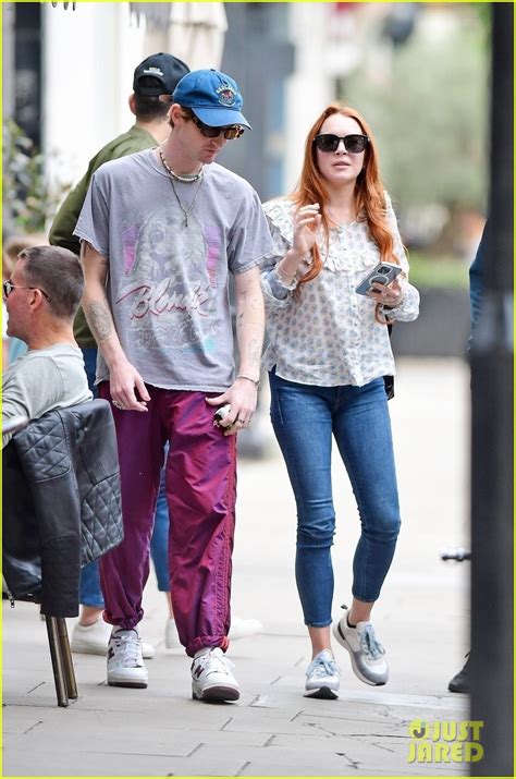 Photo: lindsay lohan bader shammas lunch friends nyc 37 | Photo 4808170 | Just Jared ...