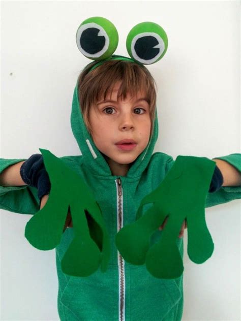 Easy no-sew frog costume: Just So Festival 2017 - Growing Spaces | Frog costume, Princess diy ...