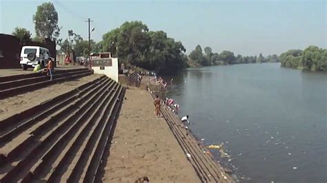 Panchaganga River - Kolhapur on 09-02-2013, 10:30am - YouTube