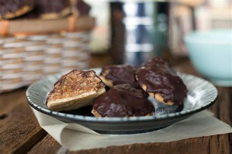 German Lebkuchen Recipe | The Edgy Veg