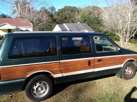 1993 Dodge Grand Caravan LE - Classic Dodge Grand Caravan 1993 for sale