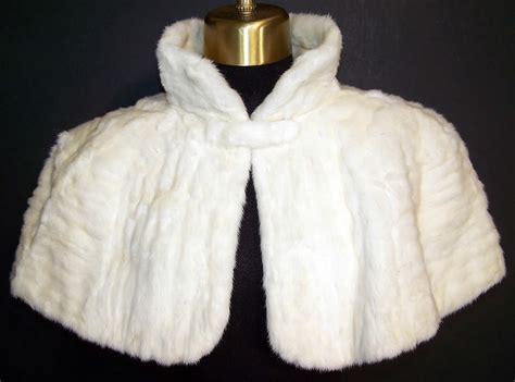 Vintage 1930s Winter White Ermine Fur Short Cropped Cape Capelet Cloak Collar | eBay