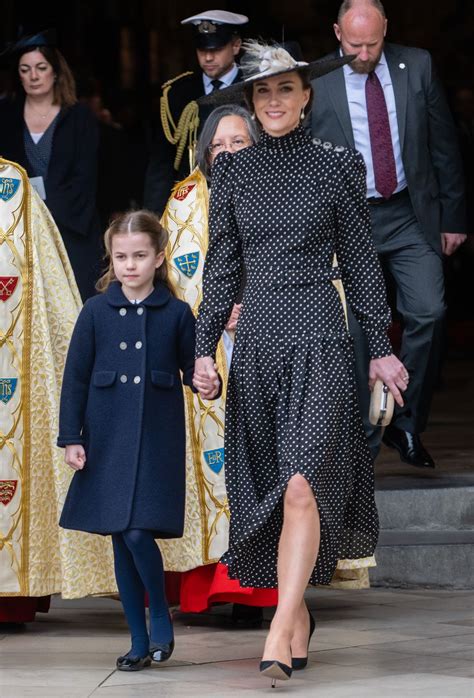 15 Photos of the Royal Kids in Fashionable Outfits - Royal Children Outfit Inspiration