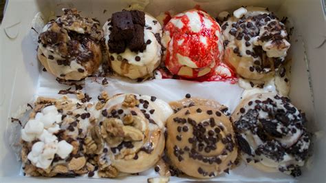 Vegan Cinnamon Rolls from Cinnaholic | CCCD FBC PB&J RR S'M … | Flickr