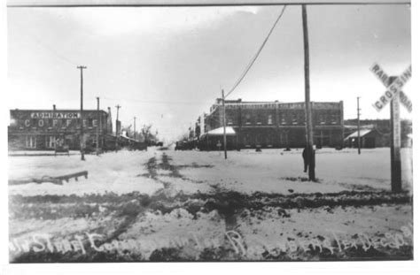 [3rd Street, Rosenberg, after ice storm. "Main Street" written on photo.] - The Portal to Texas ...