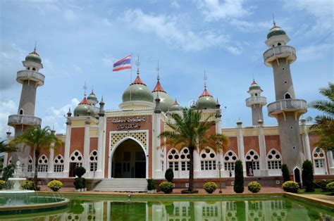 216 Pattani Mosque Thailand Stock Photos - Free & Royalty-Free Stock Photos from Dreamstime