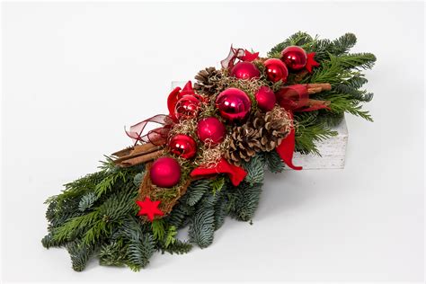 Fotos gratis : rama, planta, flor, pétalo, decoración, rojo, romántico, abeto, árbol de Navidad ...