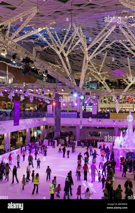 Ice Skating Rink - Westfield Shopping Centre - Shepherd's Bush - London ...