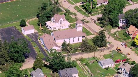 Earlville Storm Damage Photos | abc7chicago.com