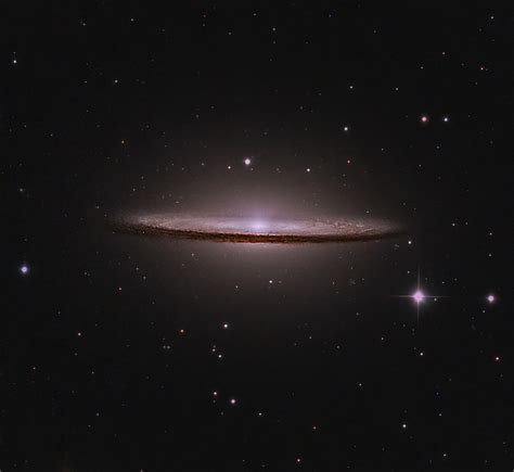 Sombrero Galaxy | Telescope Live