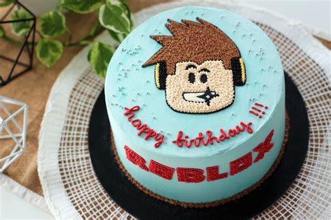 “Roblox” Cake – Rollpublic