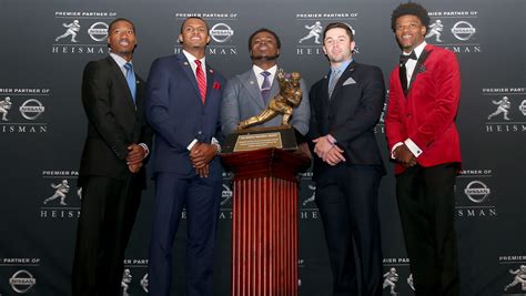 Louisville QB Lamar Jackson wins Heisman Trophy