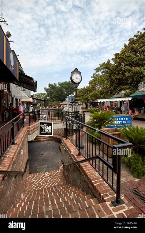 savannah city market savannah georgia usa Stock Photo - Alamy