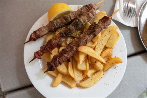 11 Best Souvlaki Shops in Athens | 2foodtrippers