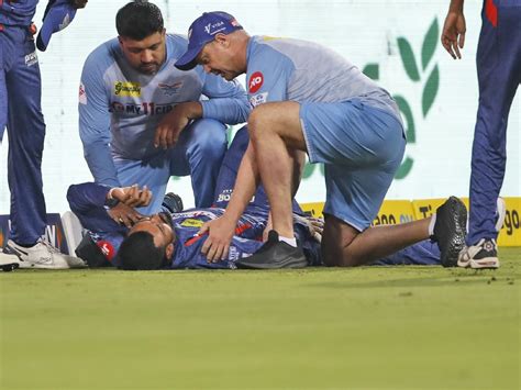 KL Rahul sustains thigh muscle injury, limps off field | Cricket News ...