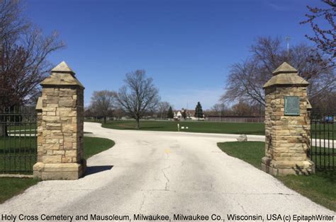 Holy Cross Cemetery and Mausoleum, Milwaukee, Milwaukee County ...