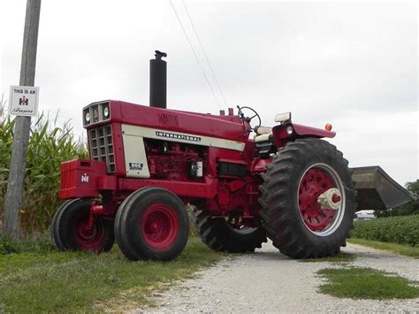 tractor- International | Tractors, International tractors ...