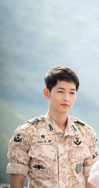 Song Joong Ki in “Descendants of the Sun” wallpapers or lockscreens ...