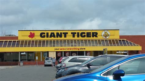 Giant Tiger - 370 Main St N, Brampton, ON L6V 4A4, Canada